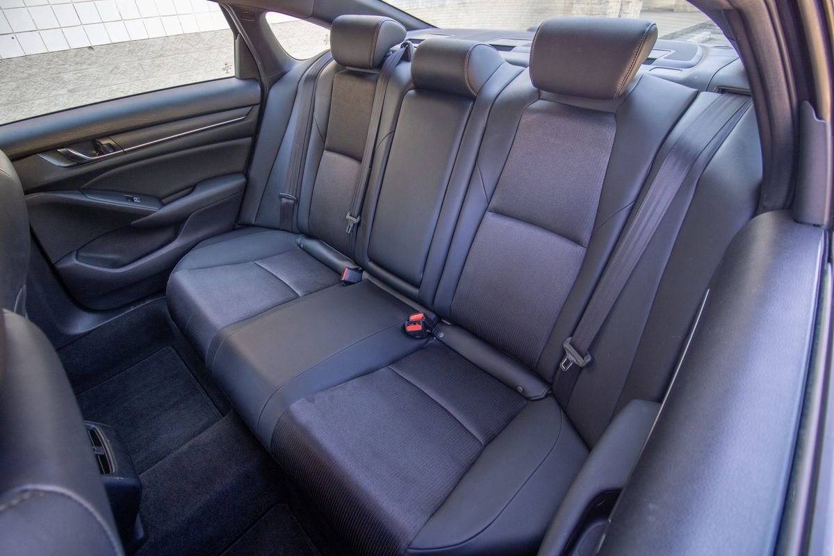 Used 2020 Honda Accord Sport image 18