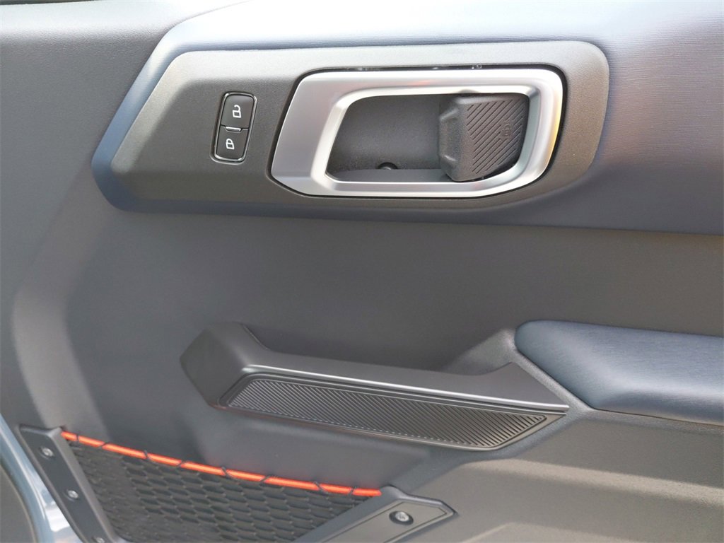 New 2025 Ford Bronco Raptor image 18