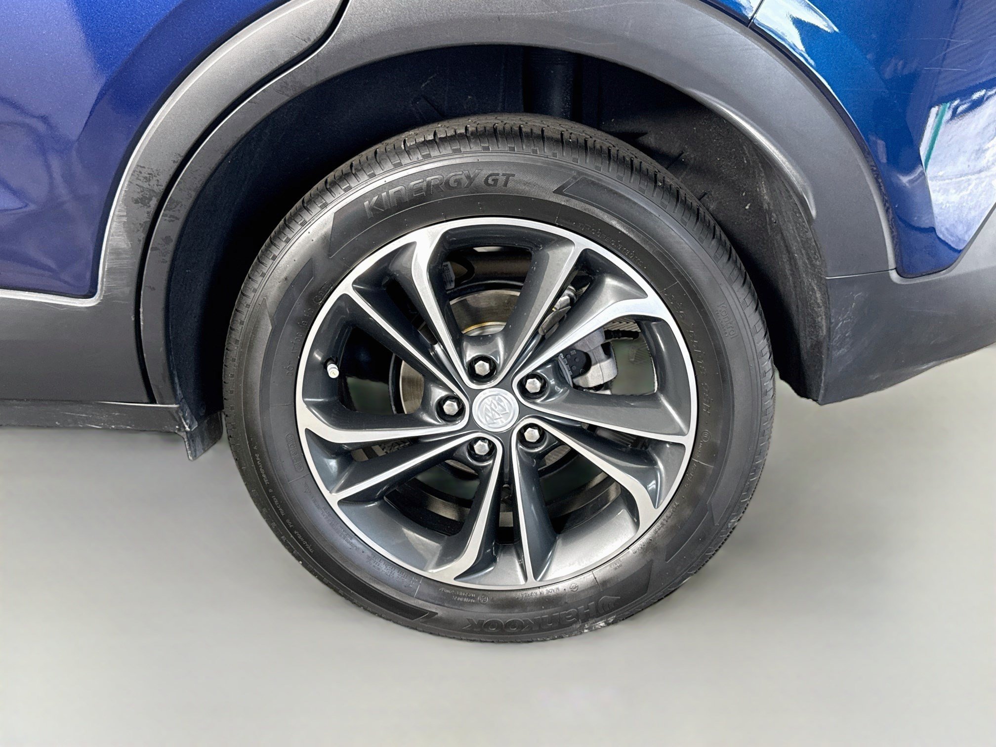Used 2023 Buick Encore GX Select FWD image 37