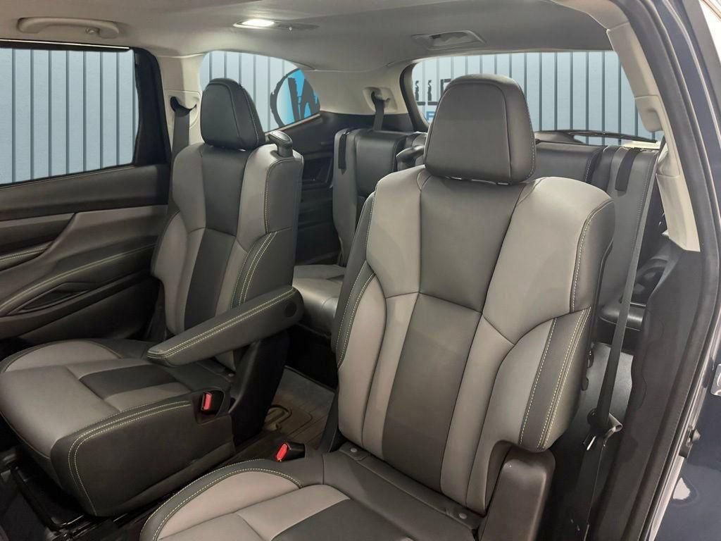 Certified 2023 Subaru Ascent Onyx Edition Limited AWD/4WD image 22