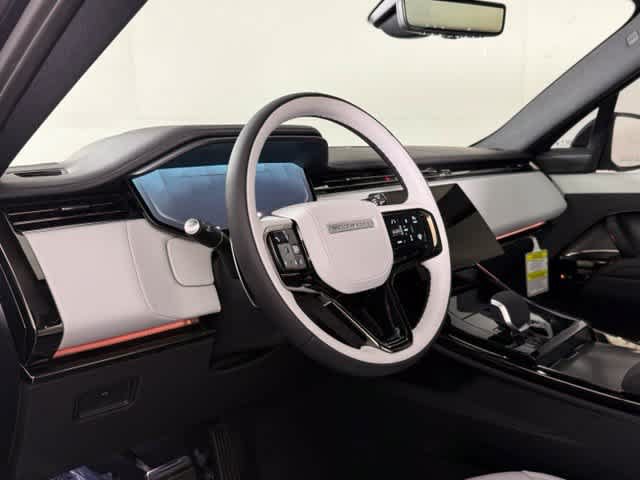 New 2027 Land Rover Range Rover Sport Dynamic SE AWD/4WD image 5