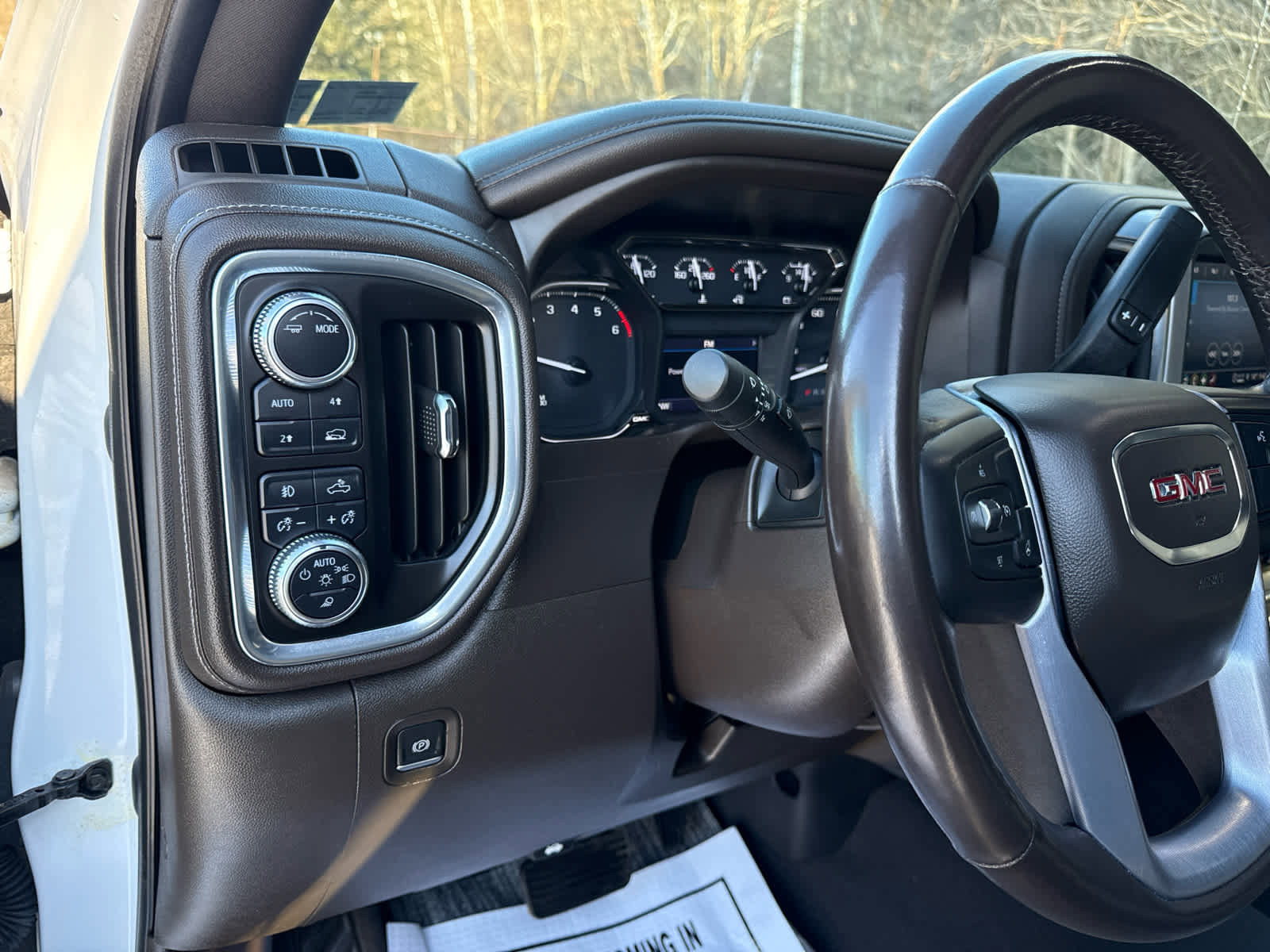 Used 2021 GMC Sierra 1500 SLT image 14