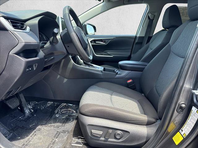 Certified 2025 Toyota RAV4 XLE FWD image 10