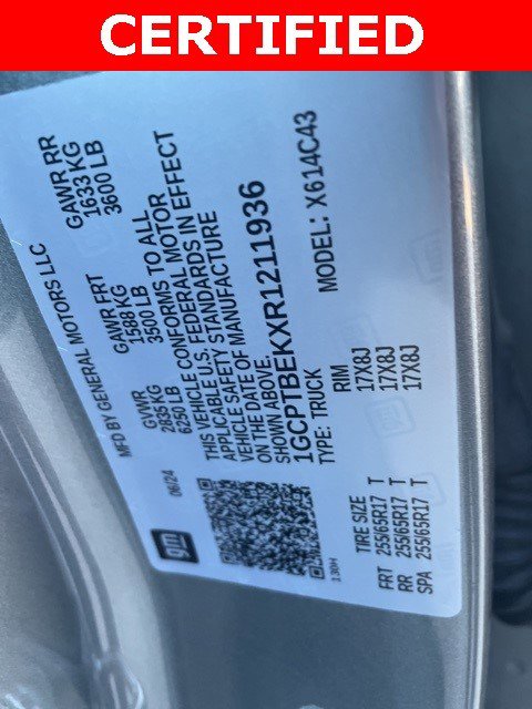 Used 2024 Chevrolet Colorado W/T image 11