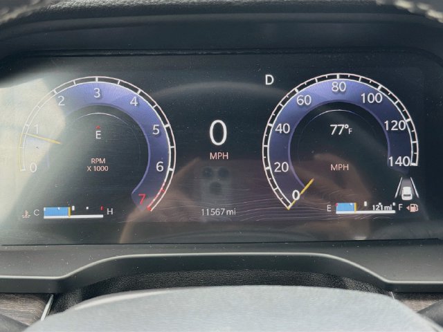 Used 2025 Jeep Grand Cherokee L Limited w/ Luxury Tech Group II AWD/4WD image 8