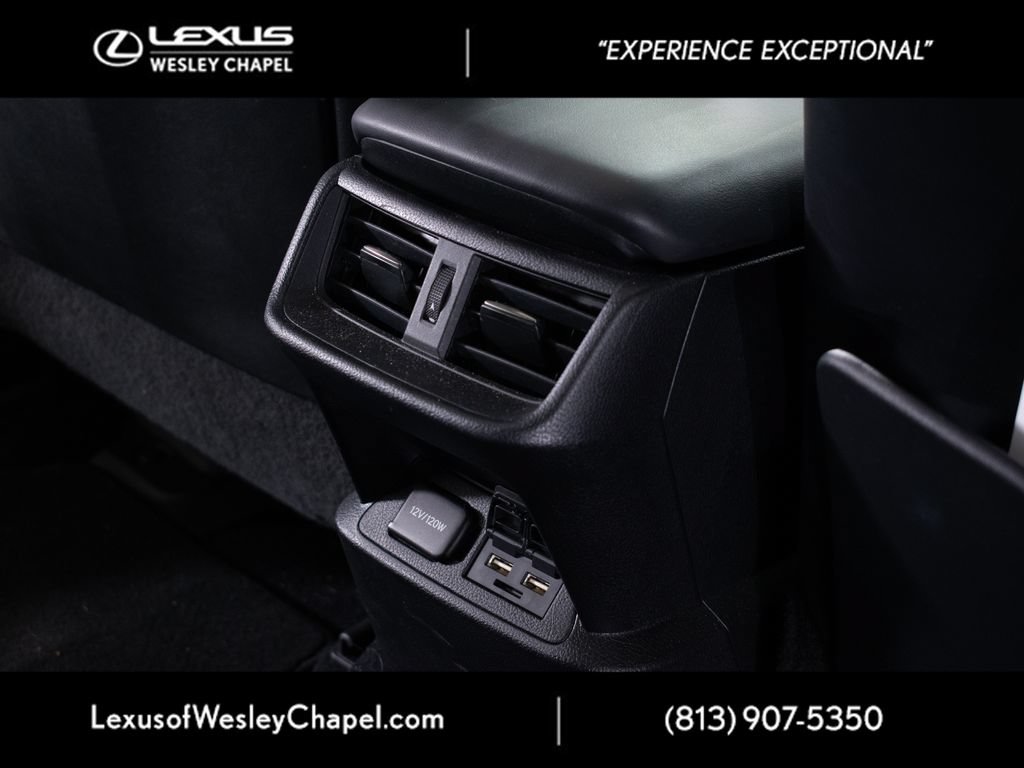 Used 2021 Lexus ES 300h Ultra Luxury w/ Accessory Package 2 FWD image 26