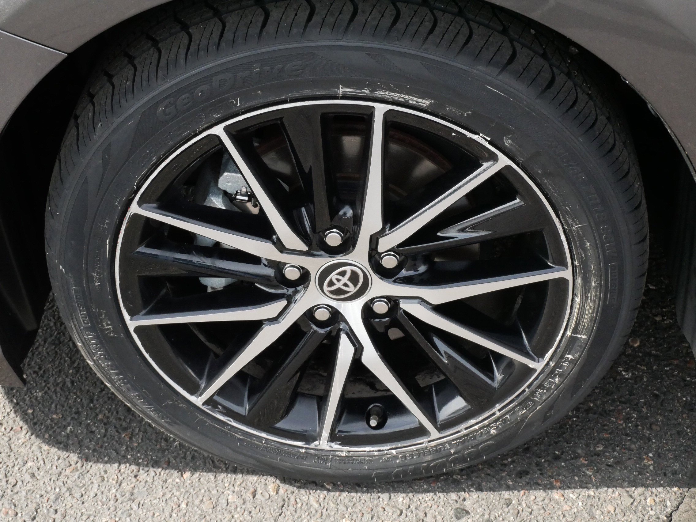 Certified 2024 Toyota Camry SE FWD image 15