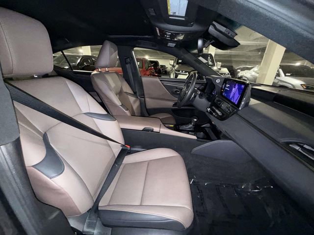 Certified 2023 Lexus ES 350 w/ Premium Package image 14