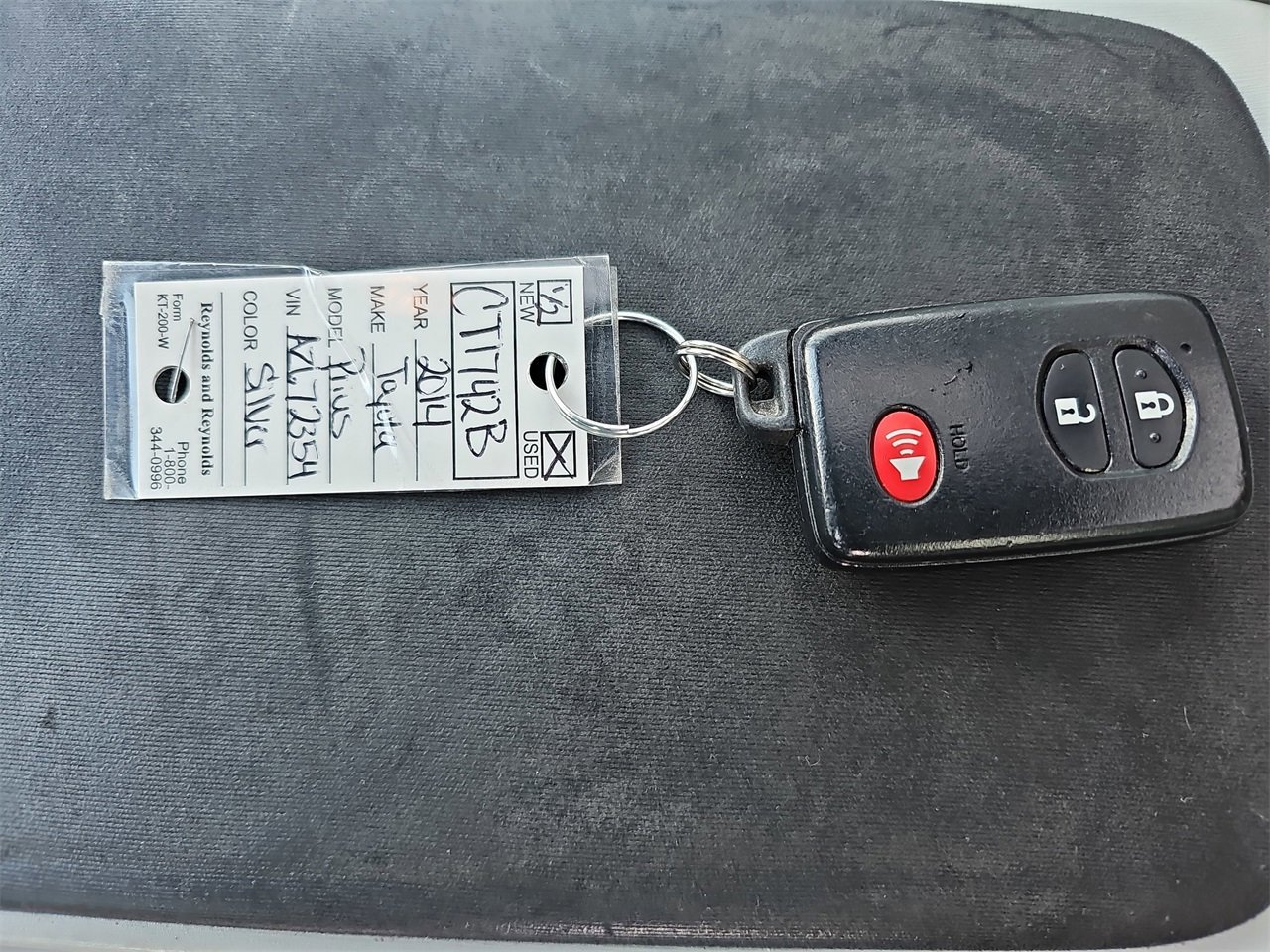 Used 2014 Toyota Prius V Two image 36