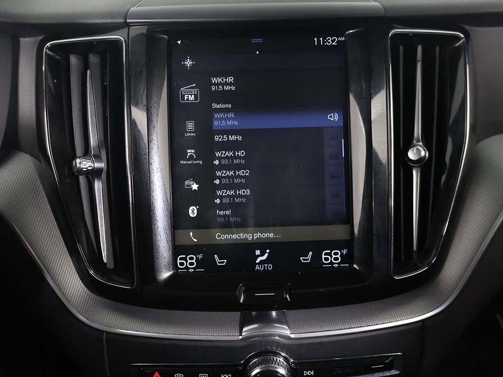 Used 2018 Volvo XC60 T6 R-Design w/ Vision Package image 47