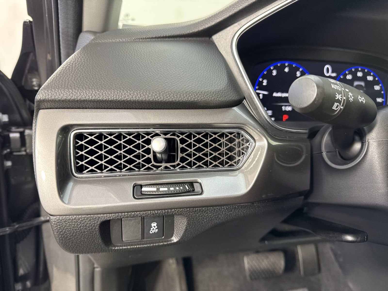 Certified 2025 Acura Integra image 14