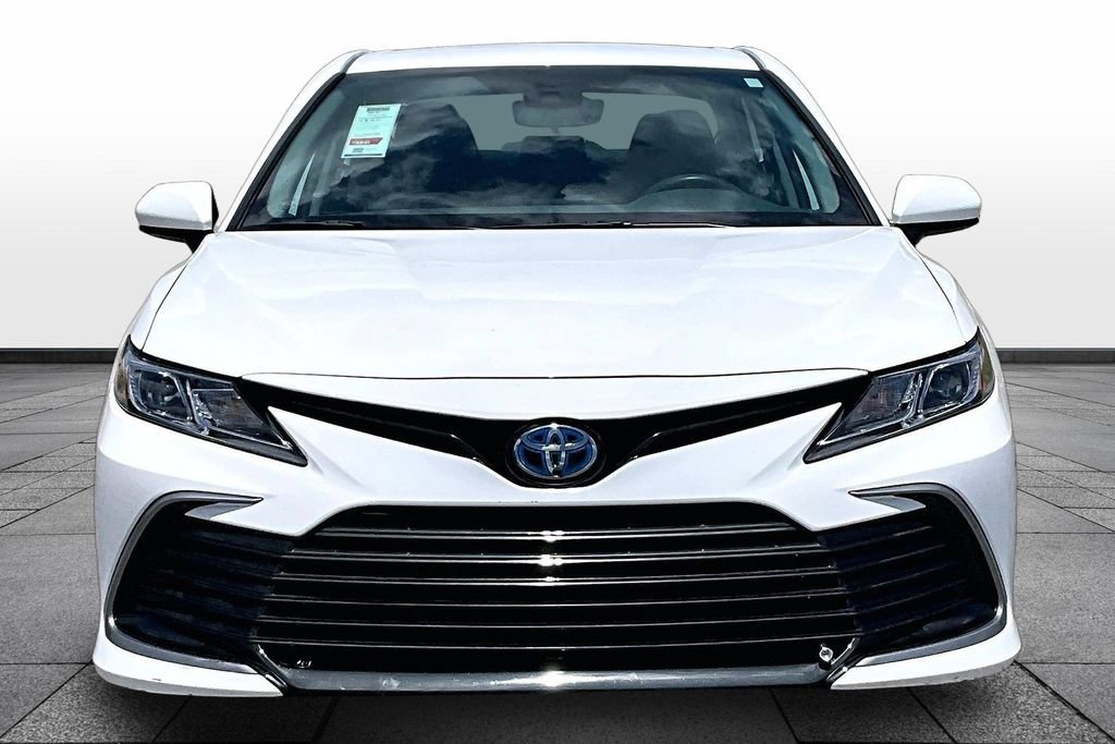 Used 2021 Toyota Camry LE w/ Protection Package (Q2) (TMS) FWD image 3