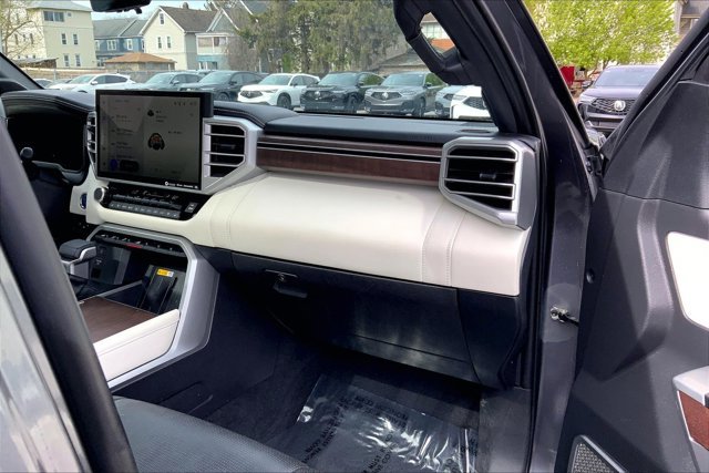 Used 2024 Toyota Sequoia Capstone AWD/4WD image 16