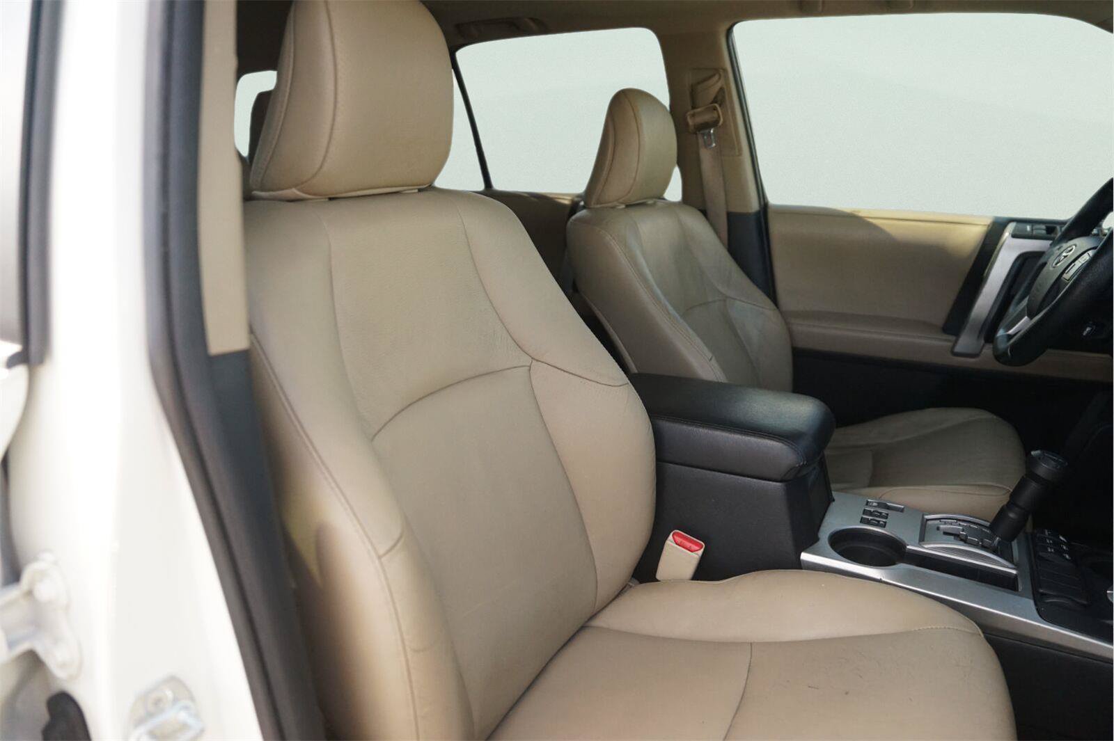 Used 2012 Toyota 4Runner Limited AWD/4WD image 20