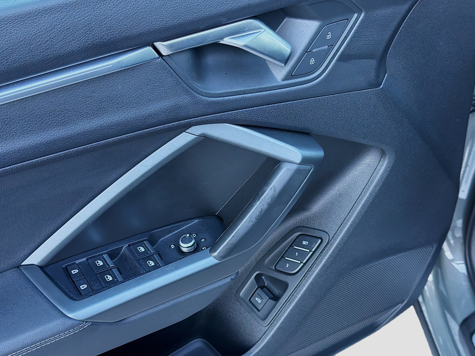 Used 2024 Audi Q3 2.0T Premium Plus image 22