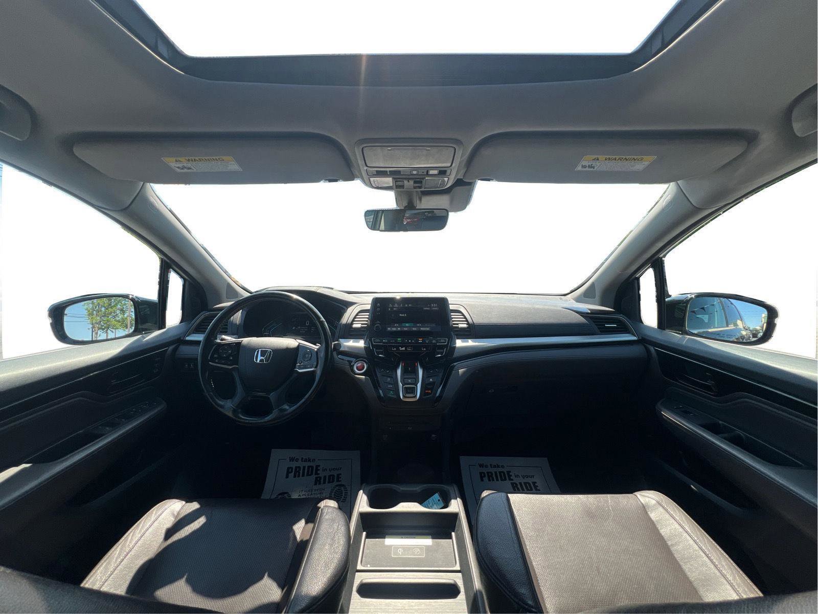 Used 2018 Honda Odyssey Elite image 6