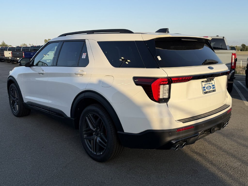 Used 2026 Ford Explorer ST w/ Sun And Sound Package AWD/4WD image 5