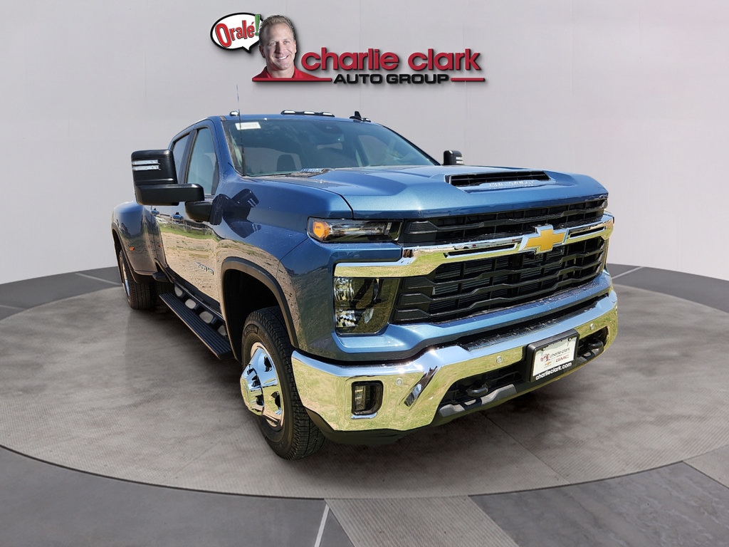 New 2026 Chevrolet Silverado 3500 LT w/ Safety Package AWD/4WD image 6