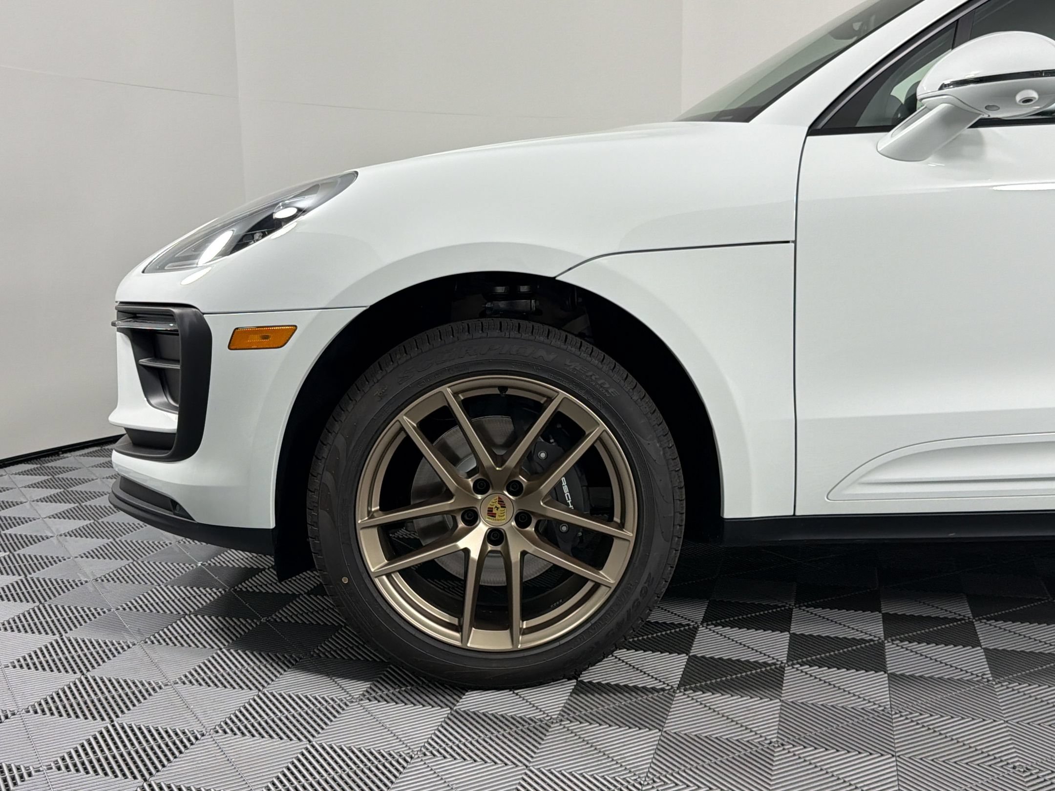 New 2026 Porsche Macan AWD/4WD image 13