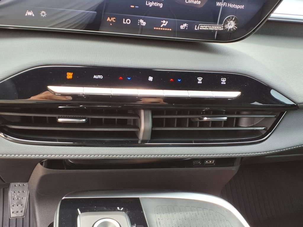 New 2026 Buick Enclave Sport Touring w/ Power Package image 15