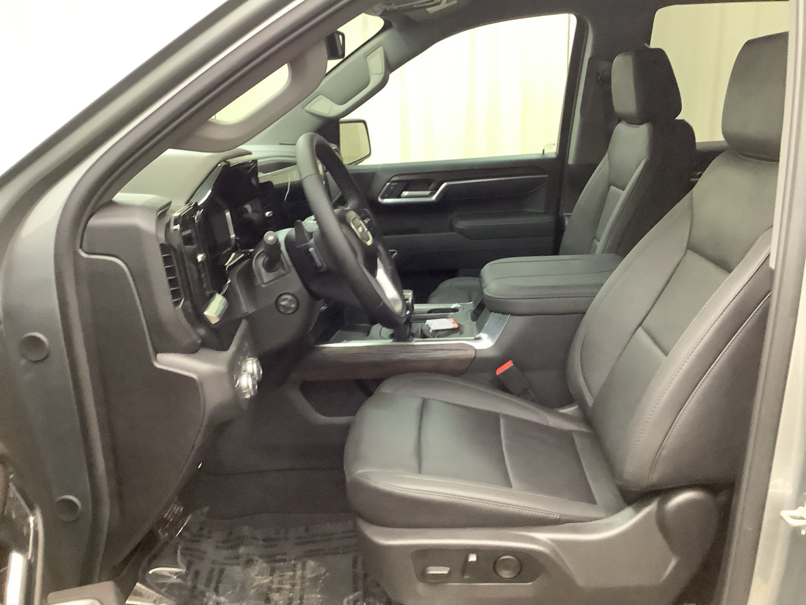 New 2026 GMC Sierra 1500 SLT w/ SLT Convenience Package AWD/4WD image 14