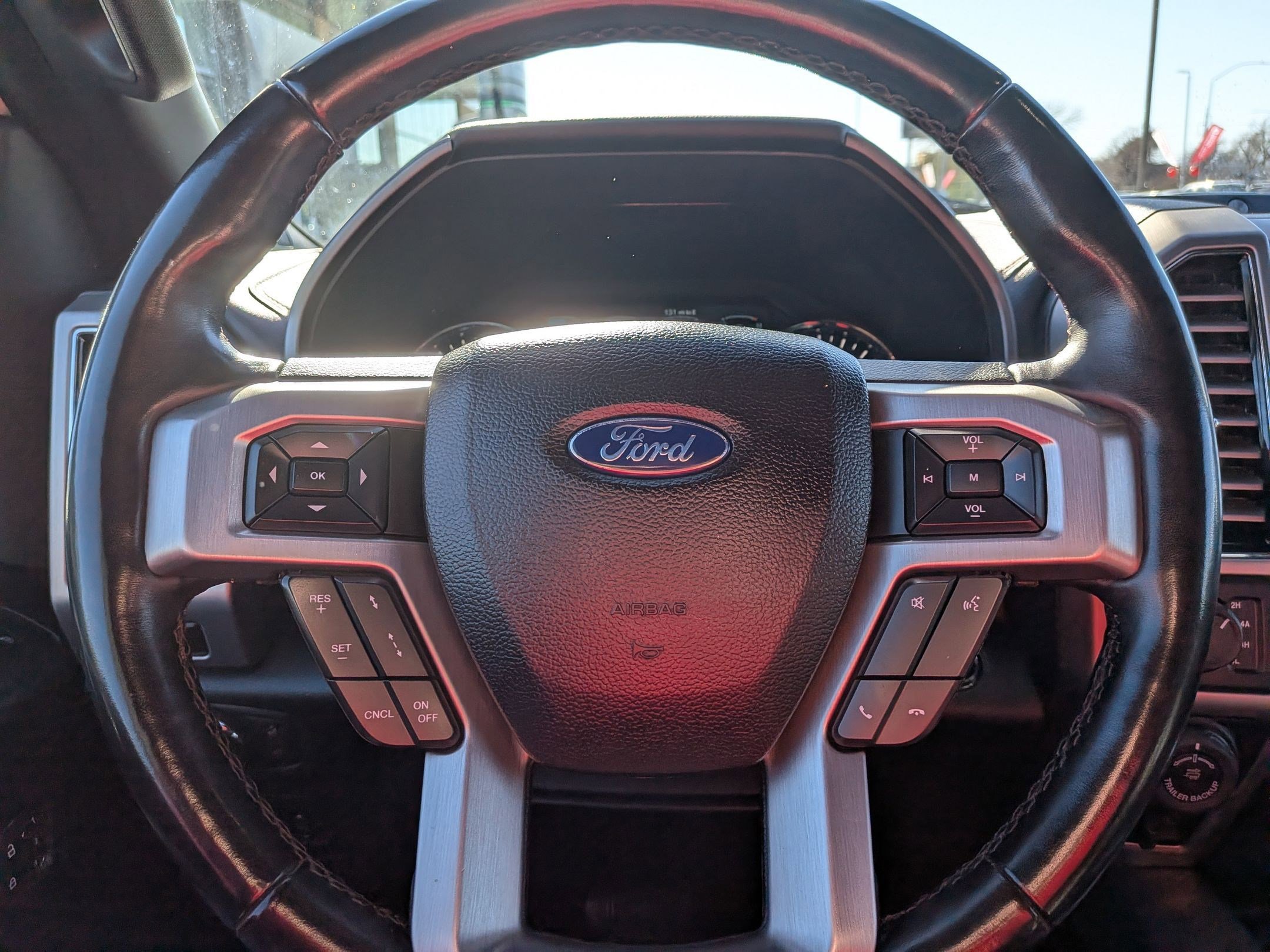 Used 2020 Ford F150 Platinum w/ Equipment Group 701A Luxury image 17