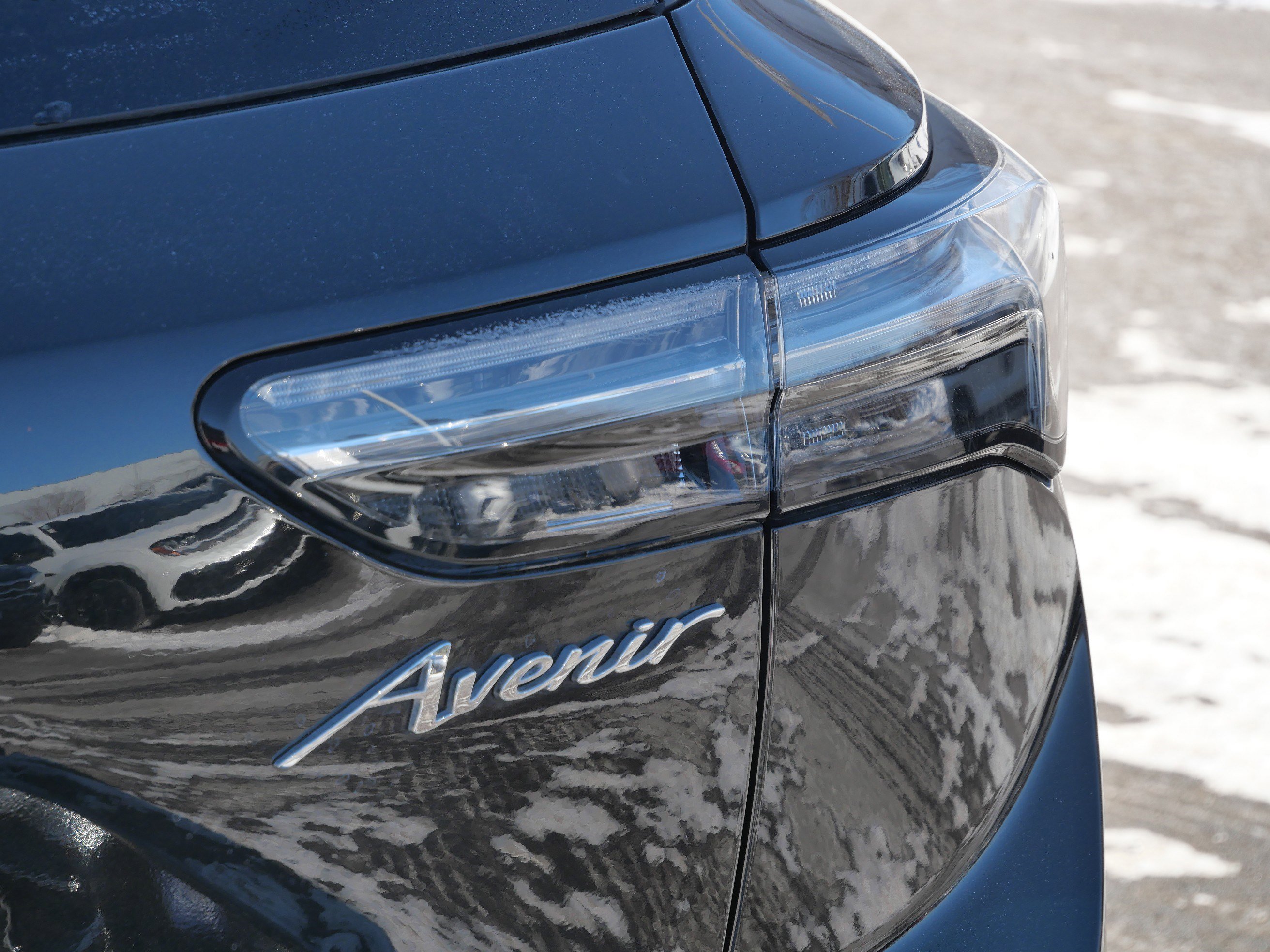 Used 2023 Buick Envision Avenir image 17