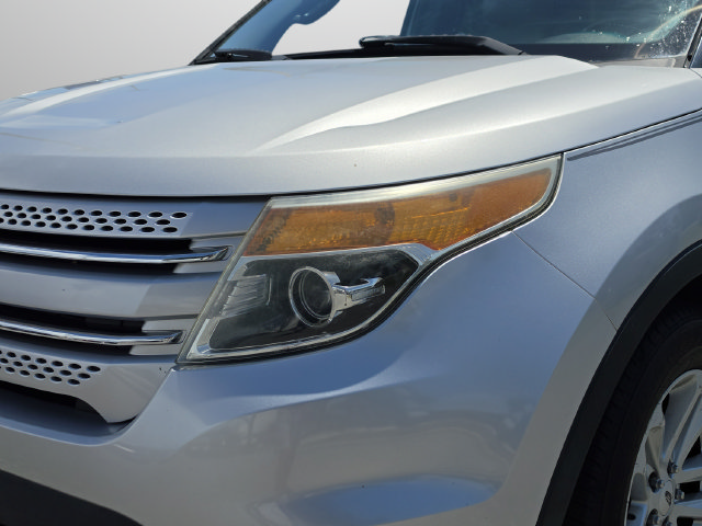 Used 2013 Ford Explorer XLT FWD image 13
