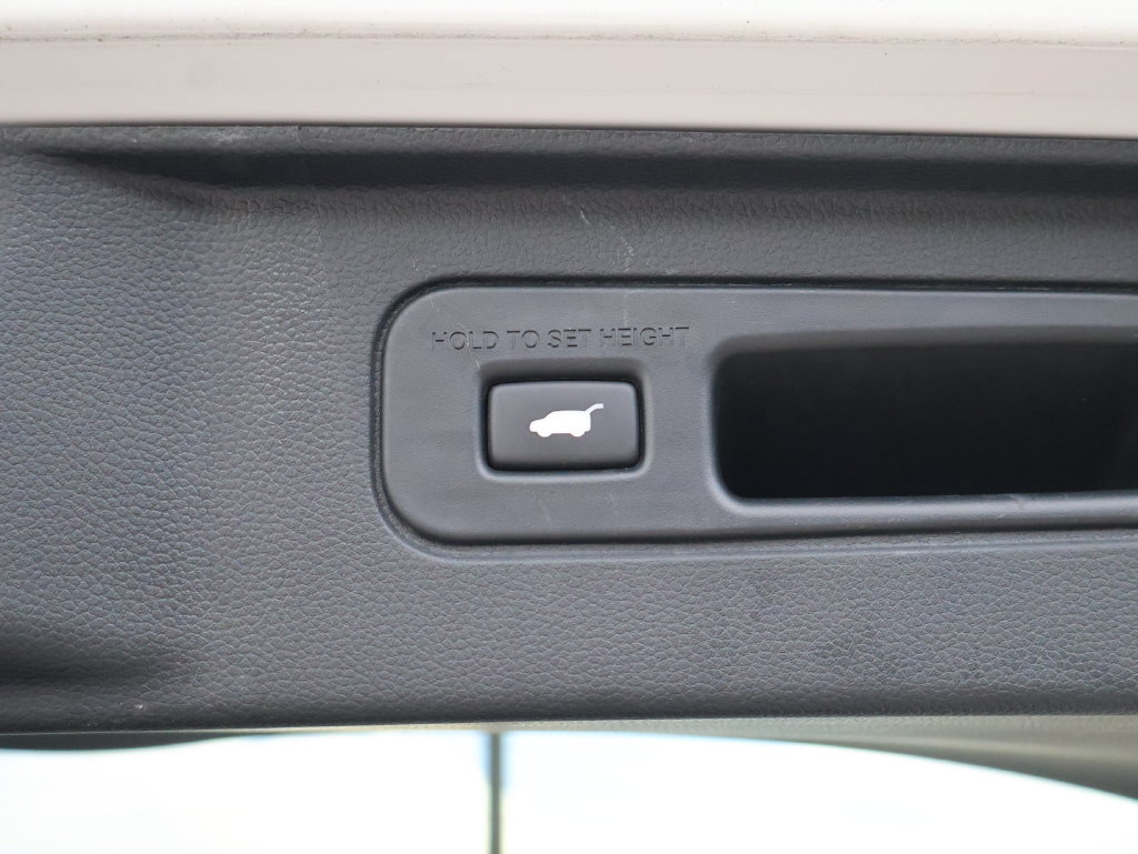 Used 2024 Honda Pilot EX-L image 16