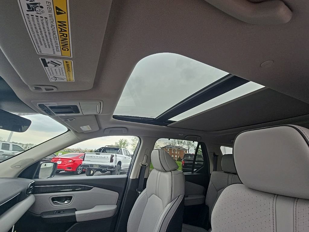 Used 2024 Honda Pilot Elite image 15
