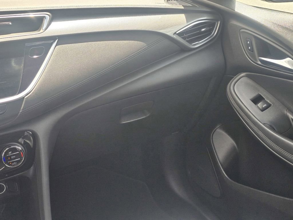 Used 2023 Buick Encore GX Essence w/ Experience Buick Package FWD image 18