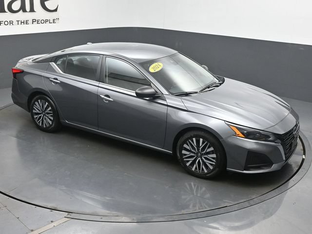 Used 2024 Nissan Altima 2.5 SV FWD image 62
