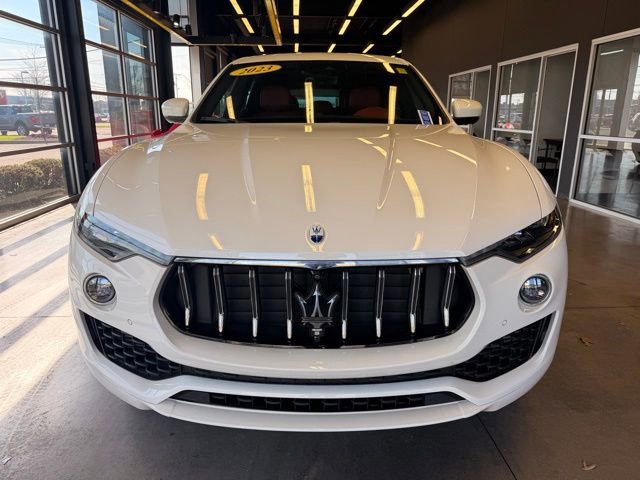 Used 2023 Maserati Levante GT image 2