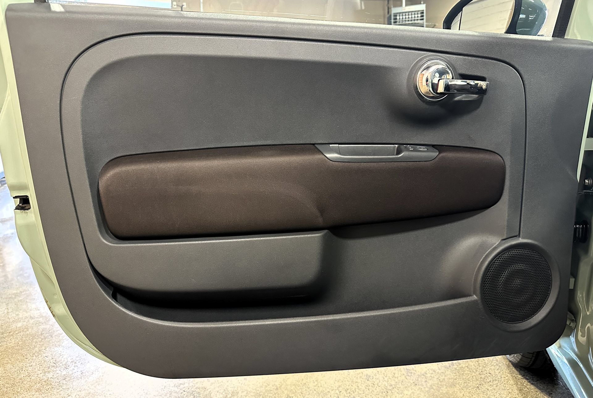 Used 2015 FIAT 500 Pop FWD image 33