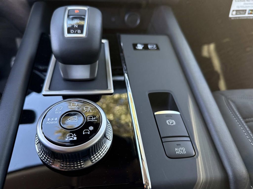 New 2025 Mitsubishi Outlander SE AWD/4WD image 32