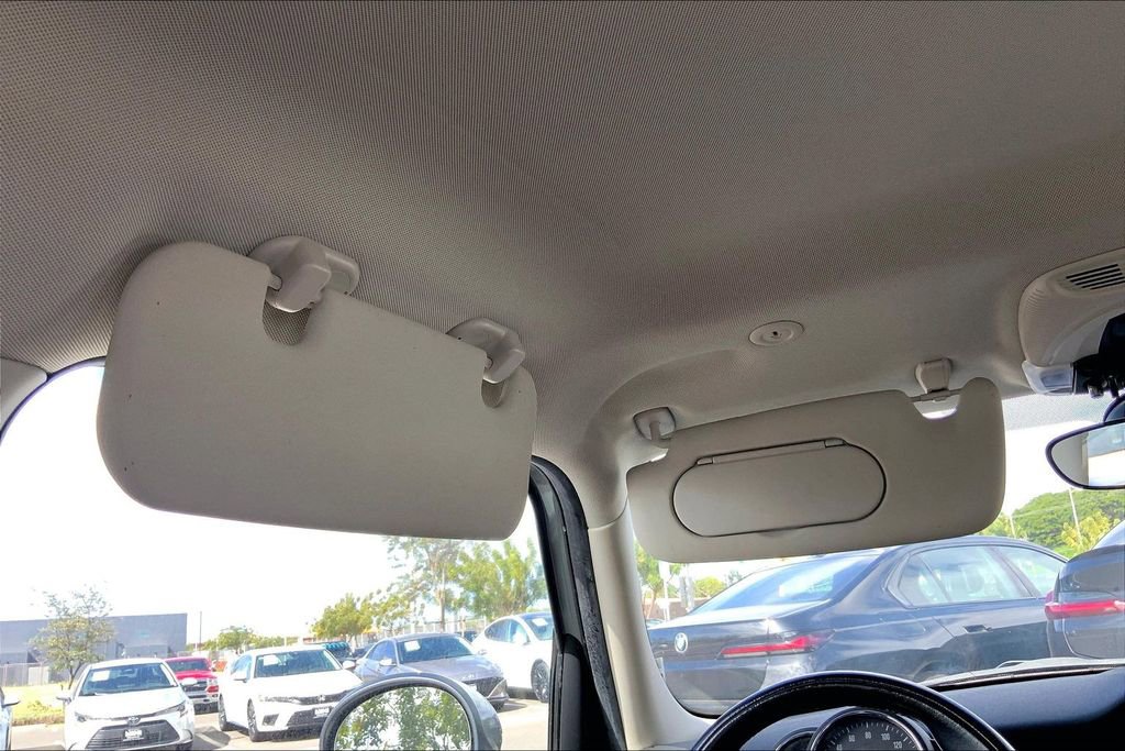 Used 2018 MINI Cooper 4-Door Hardtop image 30