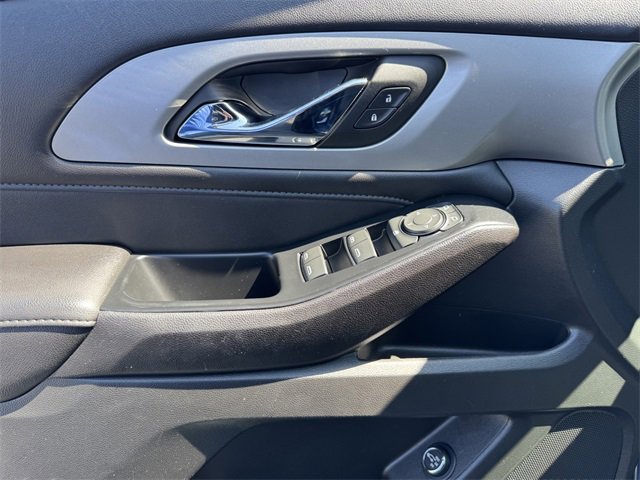 Certified 2023 Chevrolet Traverse LT image 12