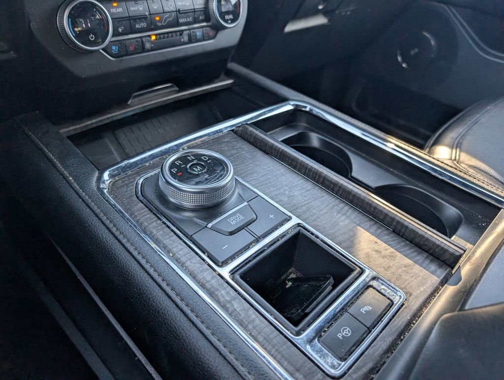 Used 2021 Ford Expedition Limited image 22
