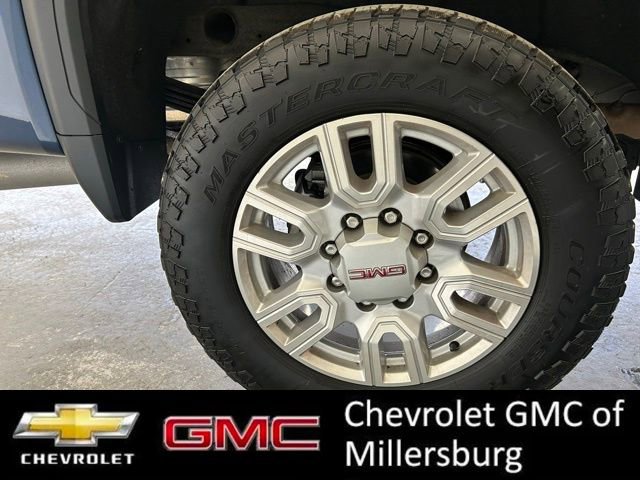 Used 2021 GMC Sierra 2500 SLT w/ SLT Premium Package AWD/4WD image 12