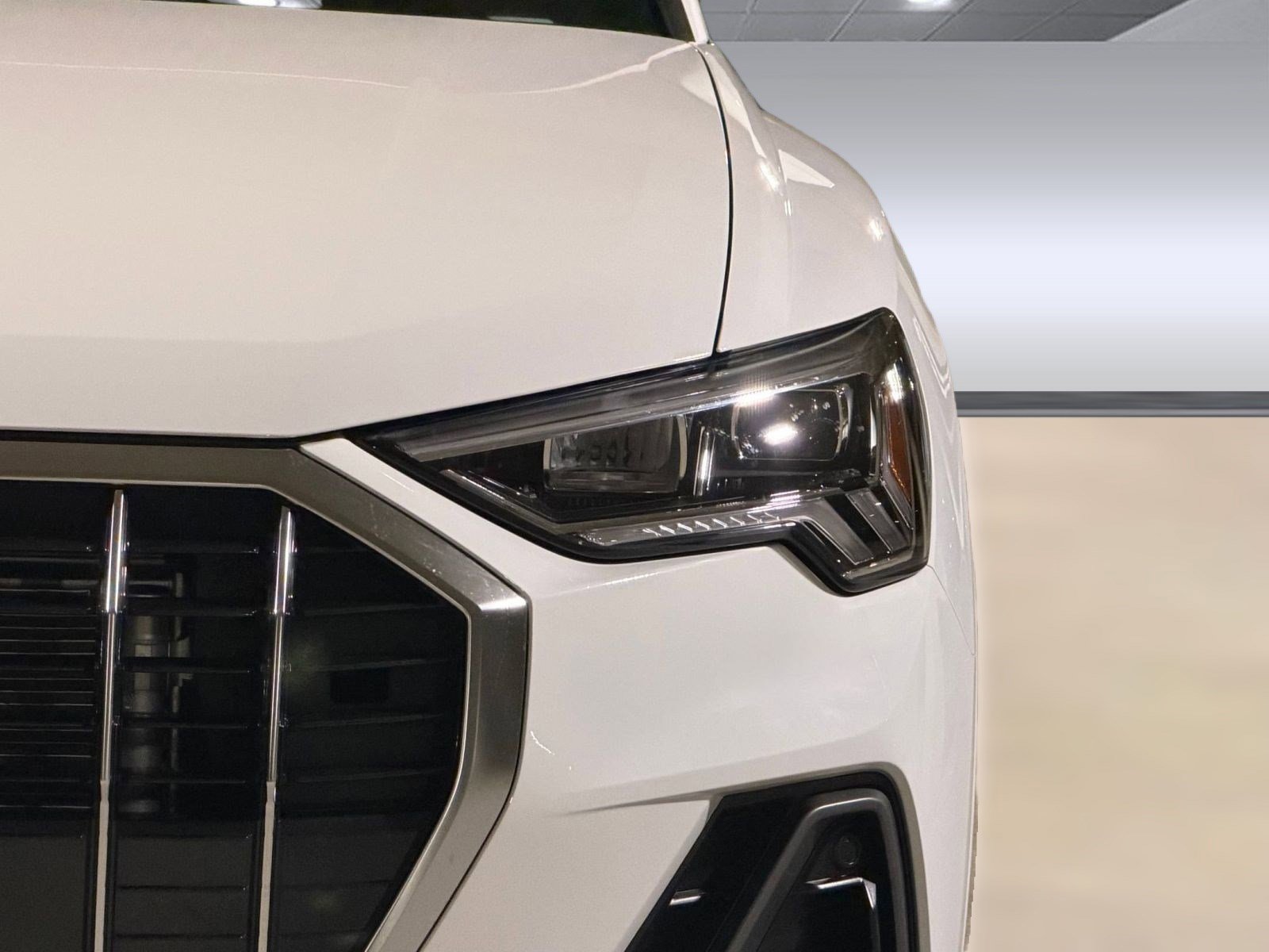 Certified 2025 Audi Q3 2.0T Premium w/ Convenience Package image 11