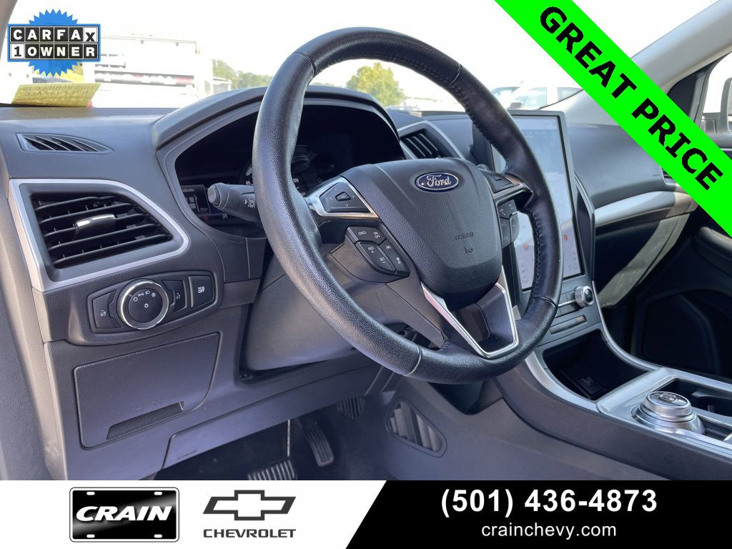 Used 2023 Ford Edge SEL image 11