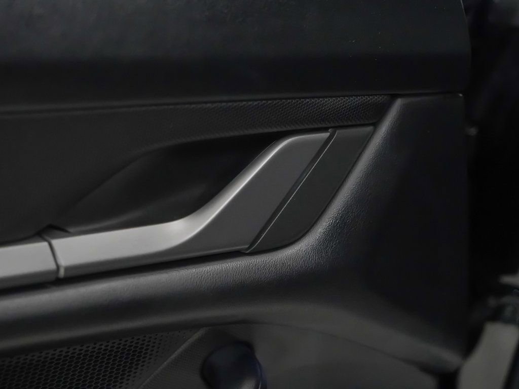 Certified 2021 Porsche Taycan 4S image 16