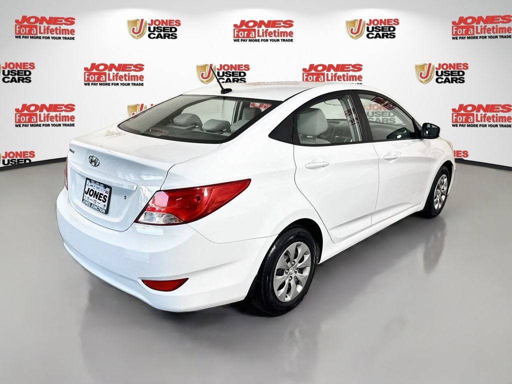 Used 2017 Hyundai Accent SE FWD image 13