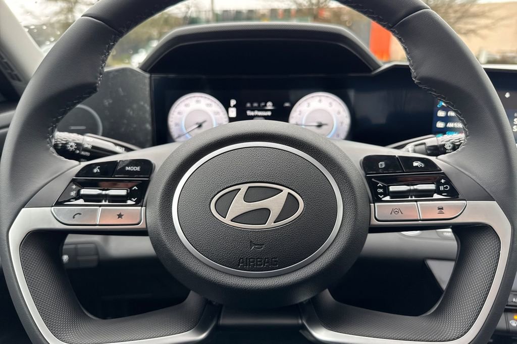 New 2026 Hyundai Elantra Limited image 21