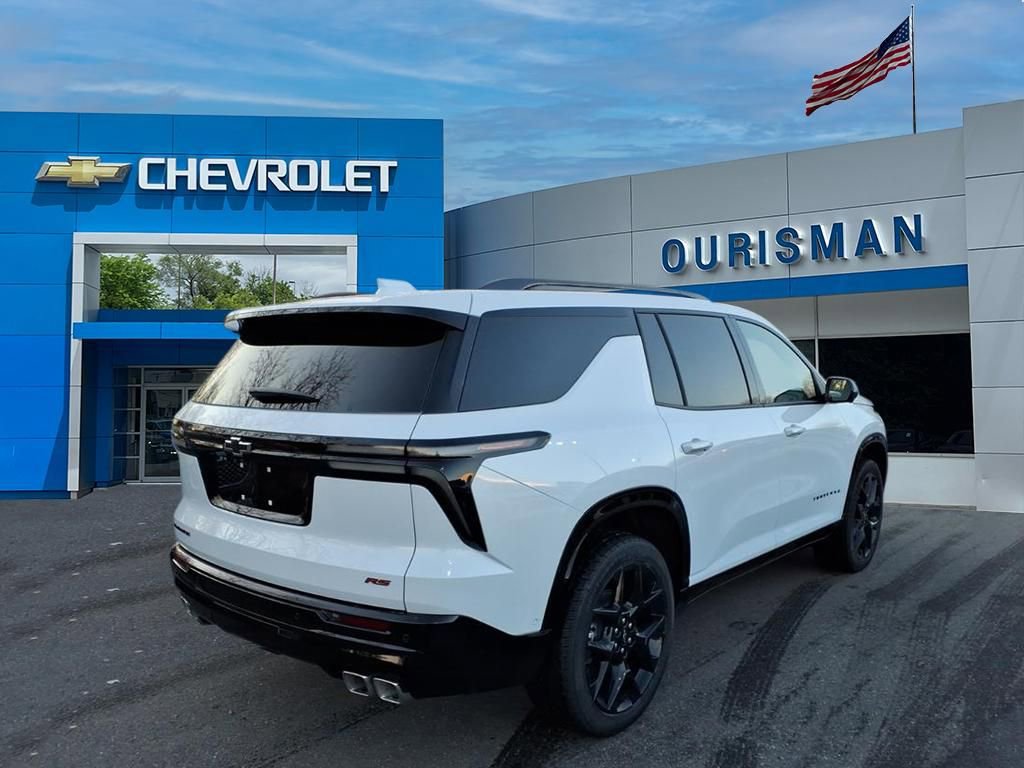 New 2026 Chevrolet Traverse RS image 3