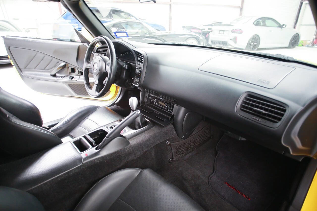 Used 2001 Honda S2000 image 18