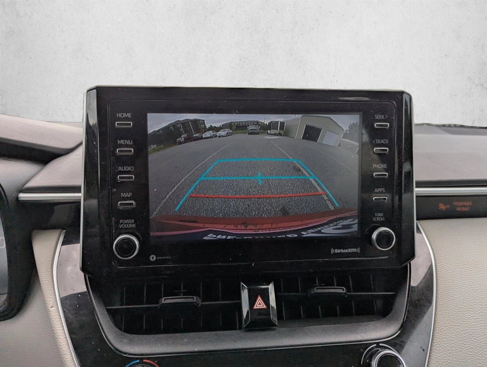 Used 2021 Toyota Corolla LE FWD image 18