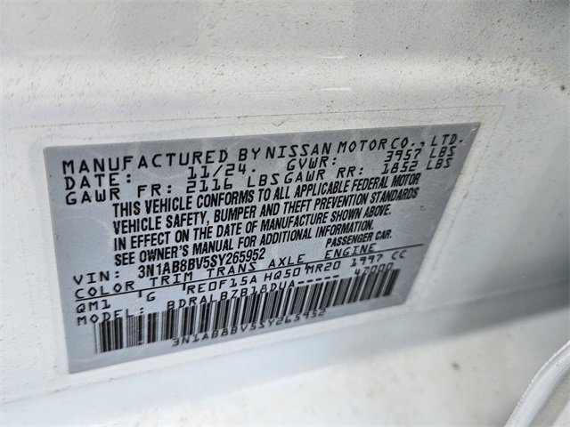 Used 2025 Nissan Sentra S image 17