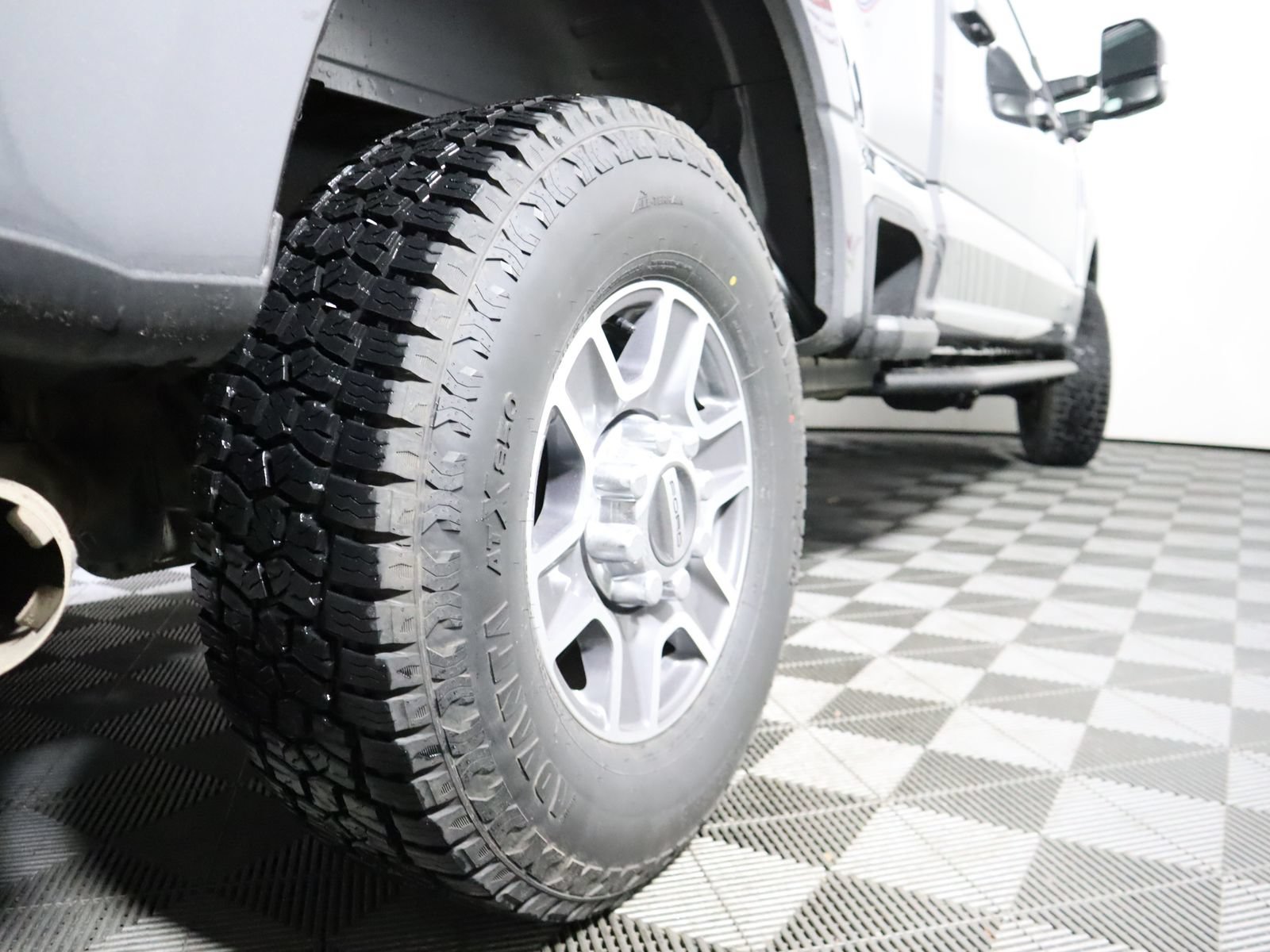 Used 2024 Ford F250 Lariat AWD/4WD image 10