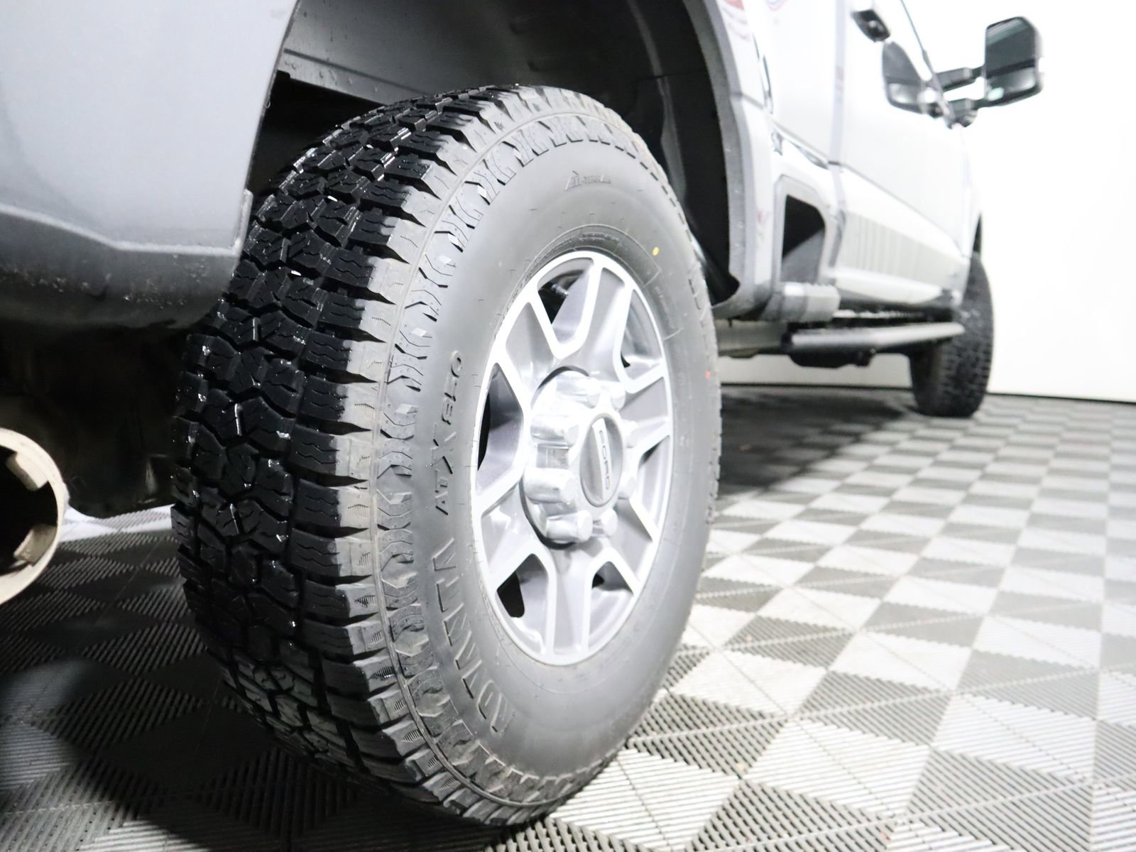 Used 2024 Ford F250 Lariat image 10